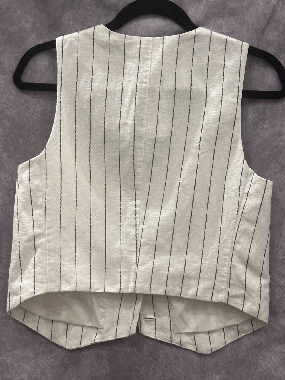GAP White Pinstripe Vest - Picture 3 of 8